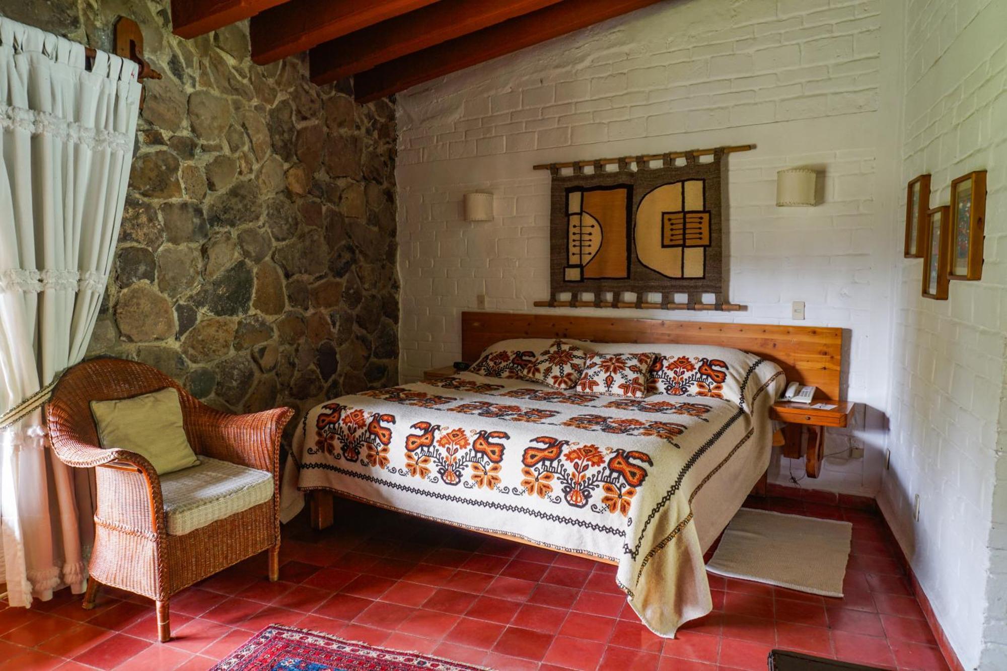 Hotel Rancho San Cayetano Ситакуаро Экстерьер фото
