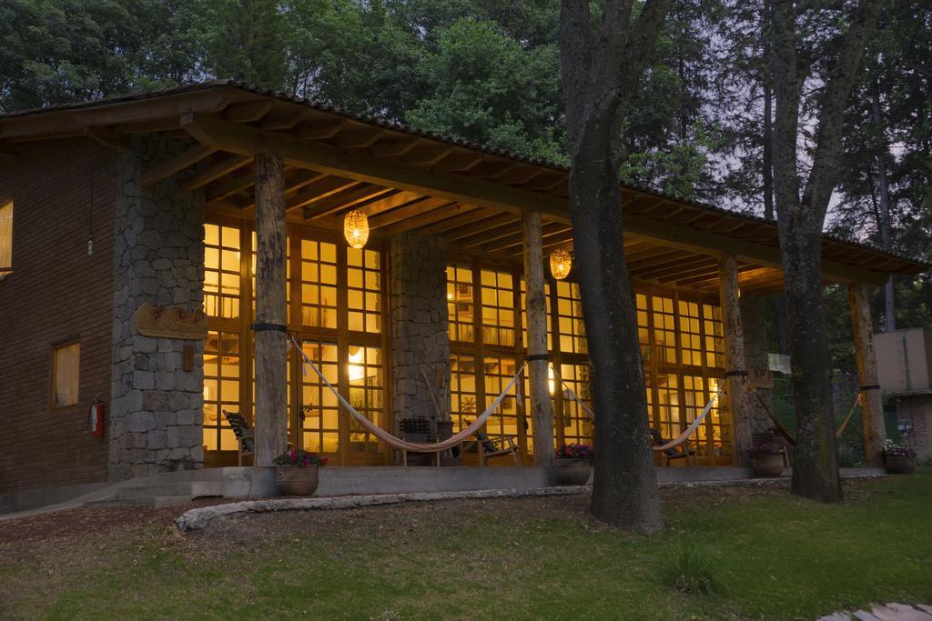 Hotel Rancho San Cayetano Ситакуаро Экстерьер фото