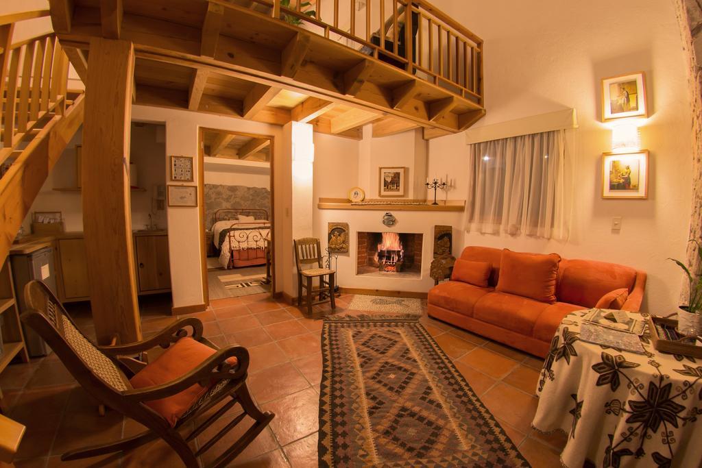 Hotel Rancho San Cayetano Ситакуаро Номер фото
