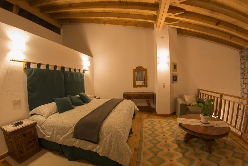Hotel Rancho San Cayetano Ситакуаро Номер фото